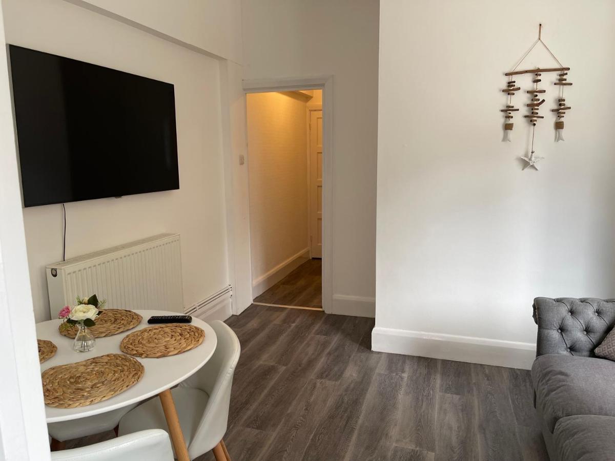 2 Bedroom Apartment Ground Floor Eastbourne Town Centre Εξωτερικό φωτογραφία