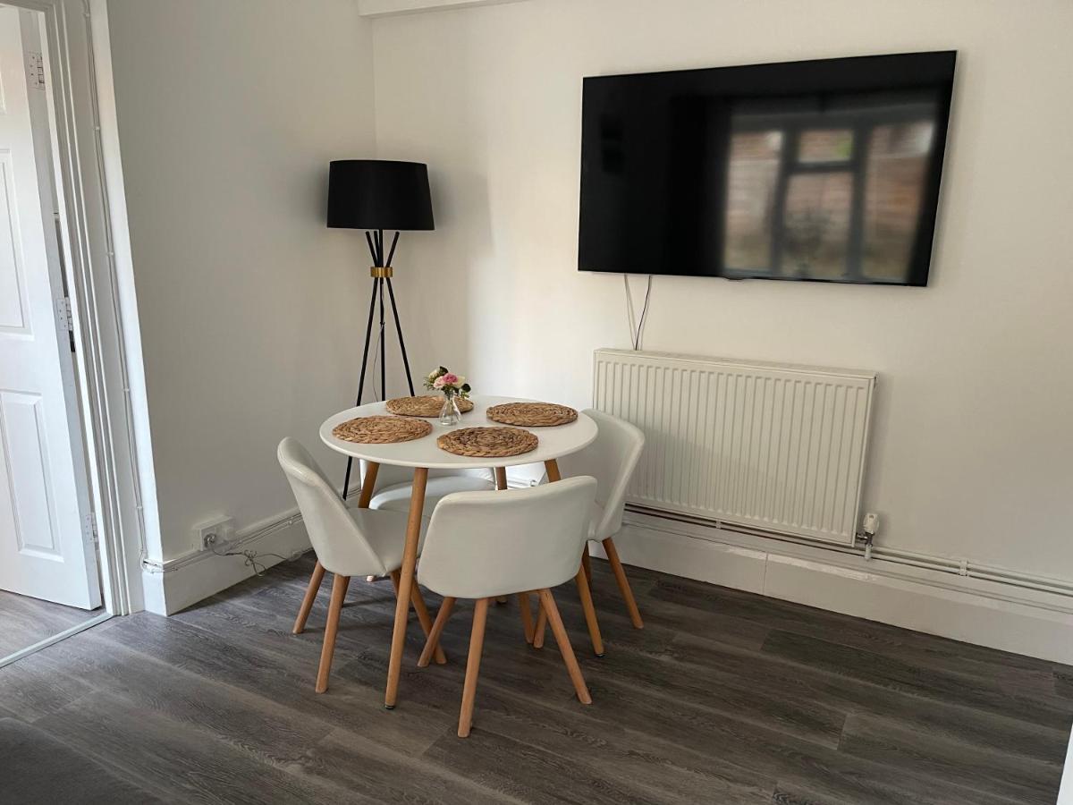 2 Bedroom Apartment Ground Floor Eastbourne Town Centre Εξωτερικό φωτογραφία